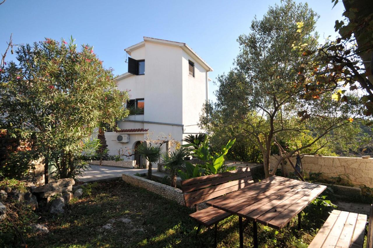 Donji Okrug  Apartments With A Parking Space Okrug Donji, Ciovo - 13732 מראה חיצוני תמונה