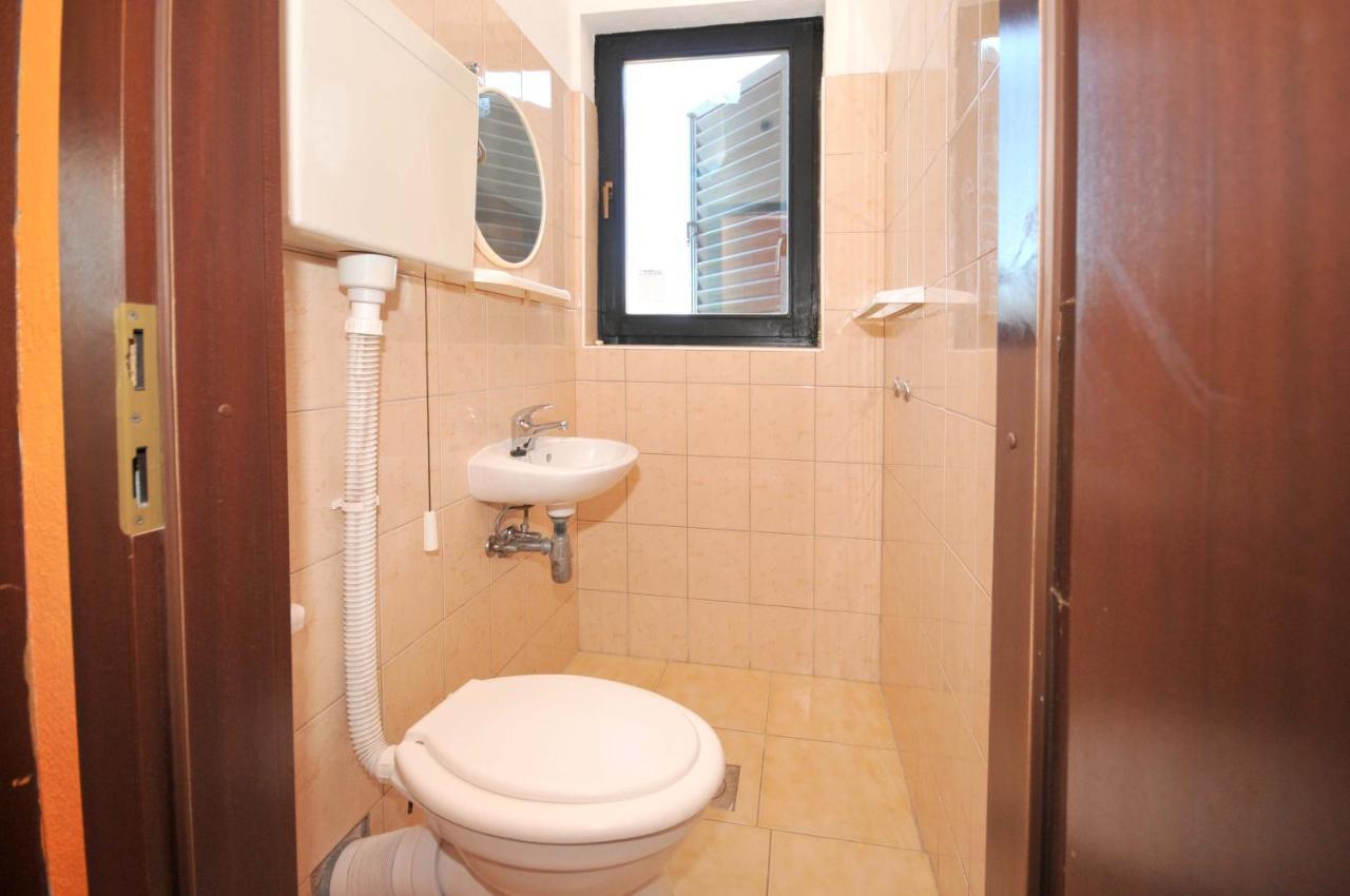 Donji Okrug  Apartments With A Parking Space Okrug Donji, Ciovo - 13732 מראה חיצוני תמונה