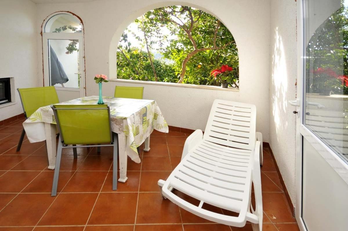 Donji Okrug  Apartments With A Parking Space Okrug Donji, Ciovo - 13732 מראה חיצוני תמונה