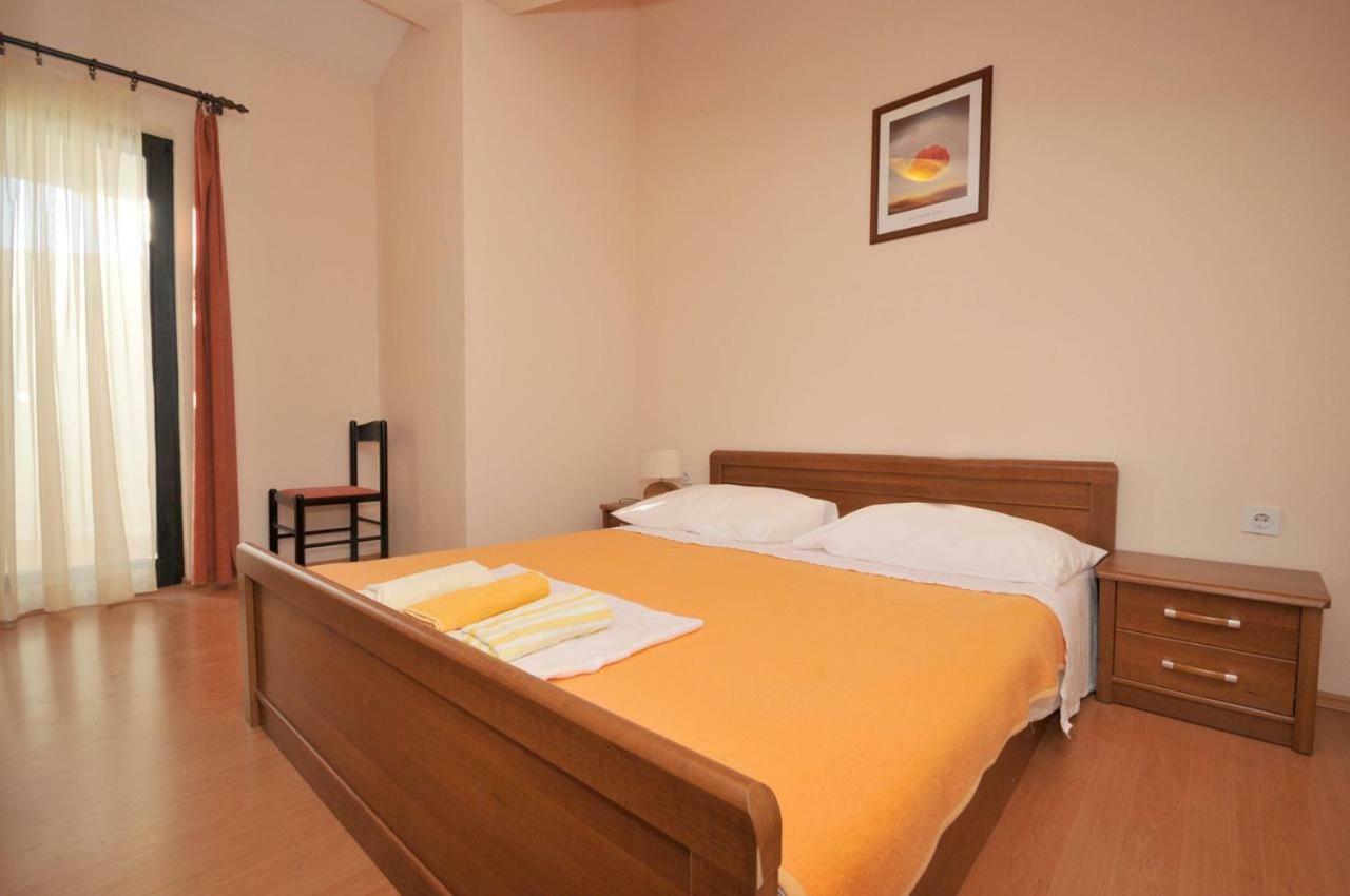 Donji Okrug  Apartments With A Parking Space Okrug Donji, Ciovo - 13732 מראה חיצוני תמונה
